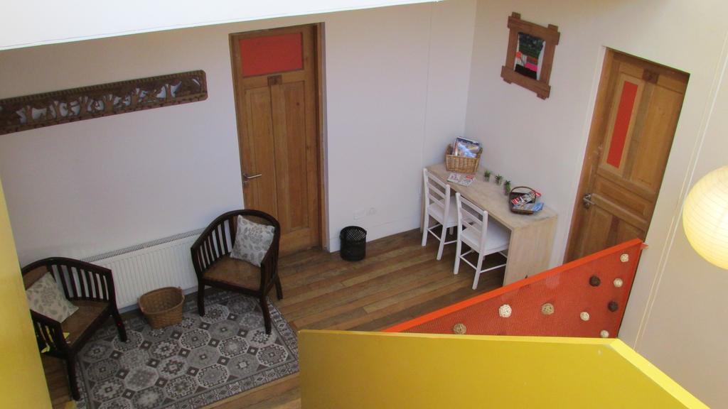 סנטיאגו Hostal Caracol מראה חיצוני תמונה