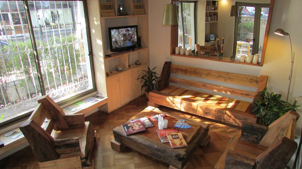 סנטיאגו Hostal Caracol מראה חיצוני תמונה