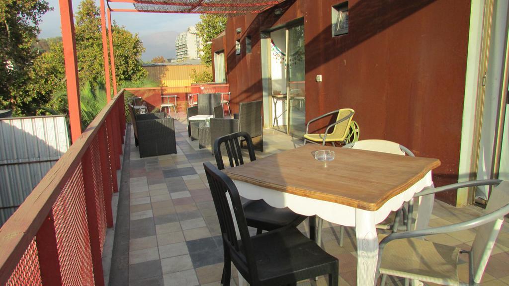 סנטיאגו Hostal Caracol מראה חיצוני תמונה