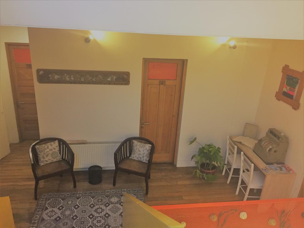 סנטיאגו Hostal Caracol מראה חיצוני תמונה