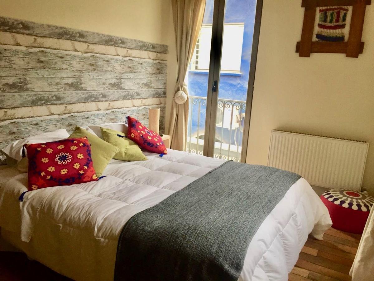 סנטיאגו Hostal Caracol מראה חיצוני תמונה